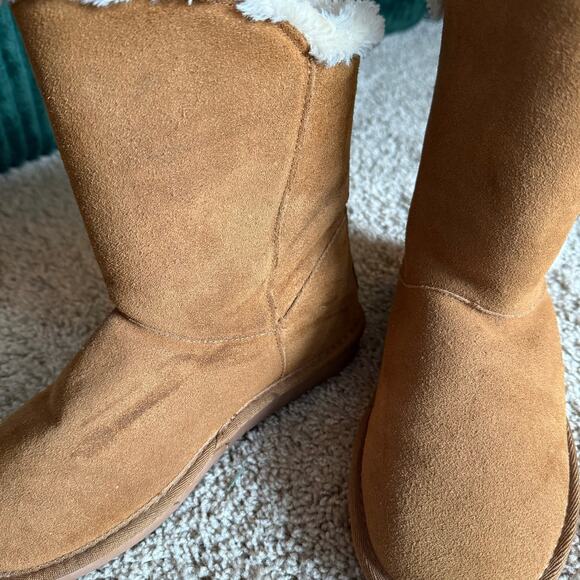 Minnetonka Suede Faux Shearling Boots - Size 7 - Winter Holiday Warm Snow Ski - Picture 6 of 6